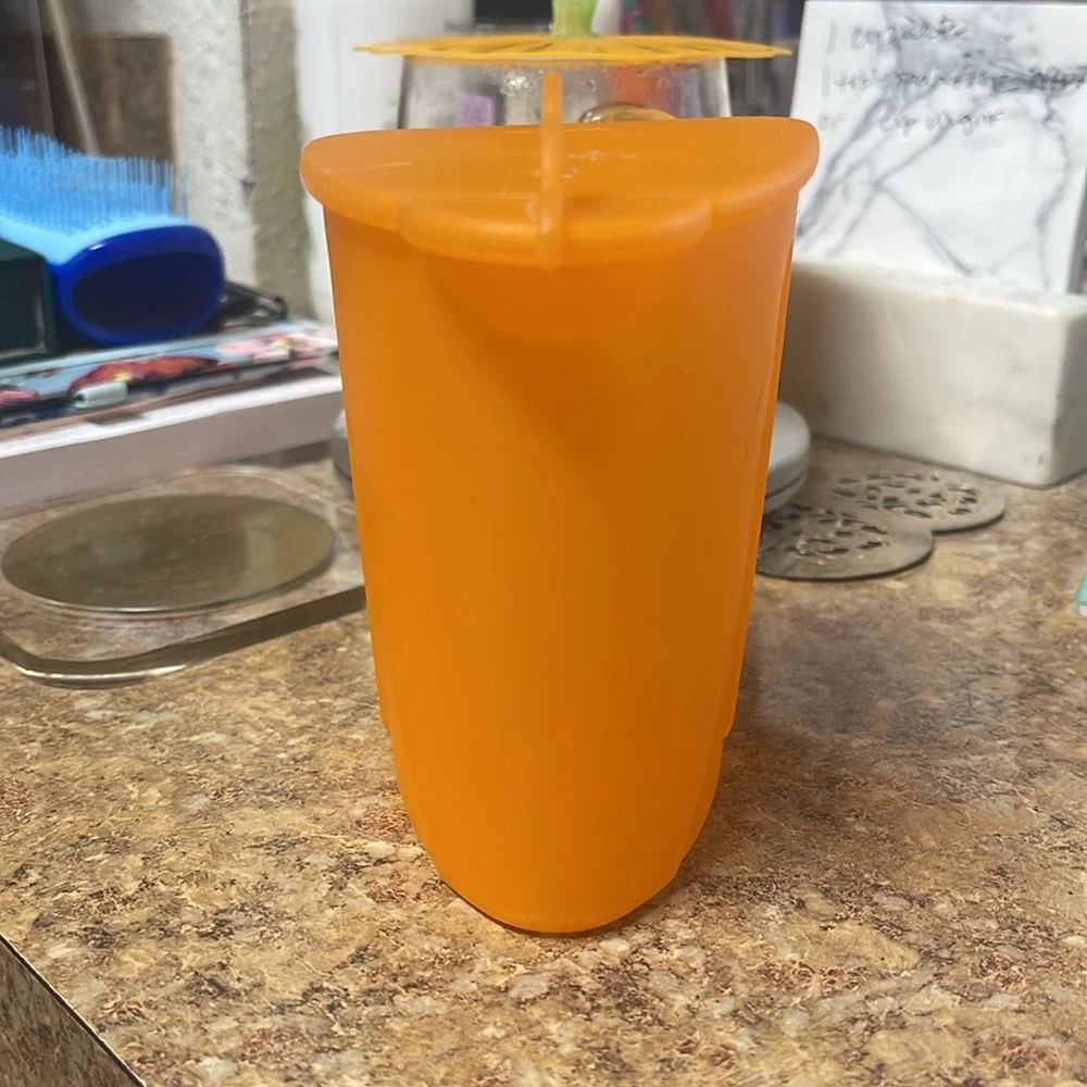 Tupperware Expressions Creamer
